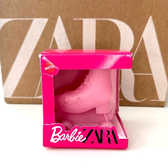 Zara Barbie Roller Skates Candle - Picture 4 of 4